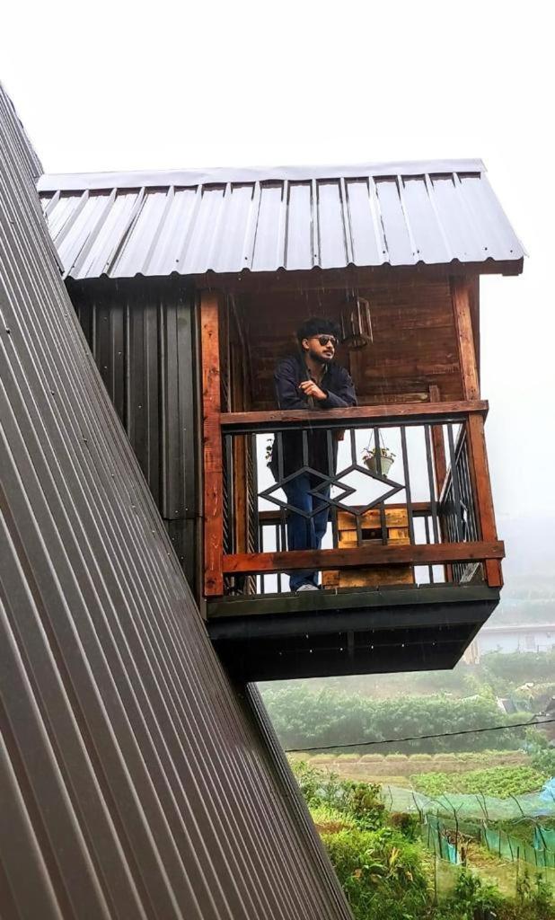 Hunters Wood Cabins 努沃勒埃利耶 外观 照片