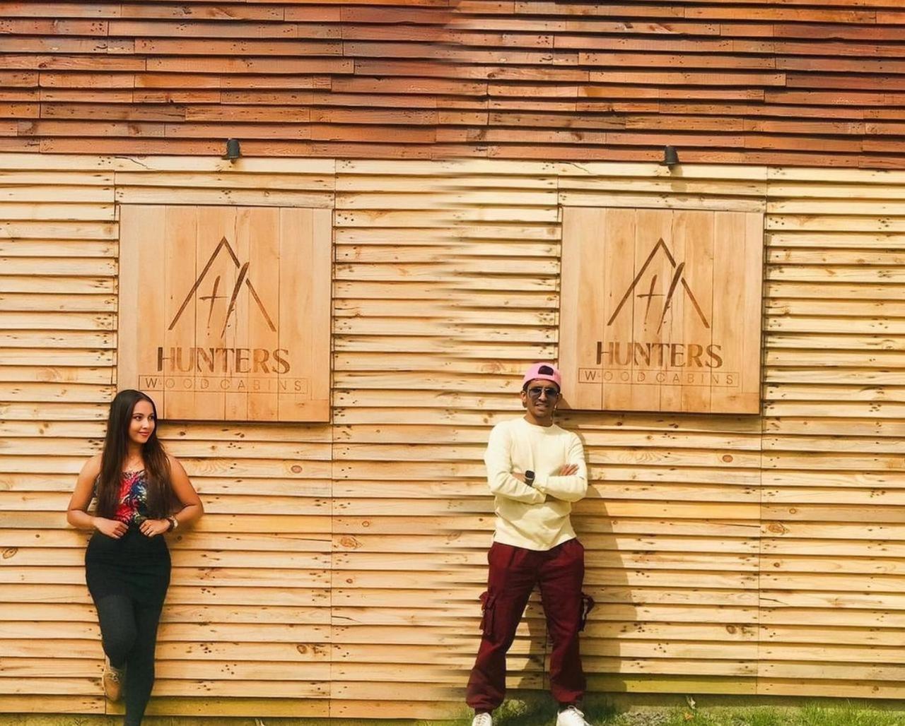 Hunters Wood Cabins 努沃勒埃利耶 外观 照片