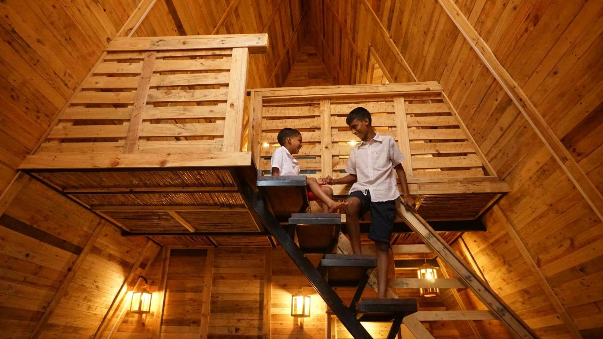 Hunters Wood Cabins 努沃勒埃利耶 外观 照片