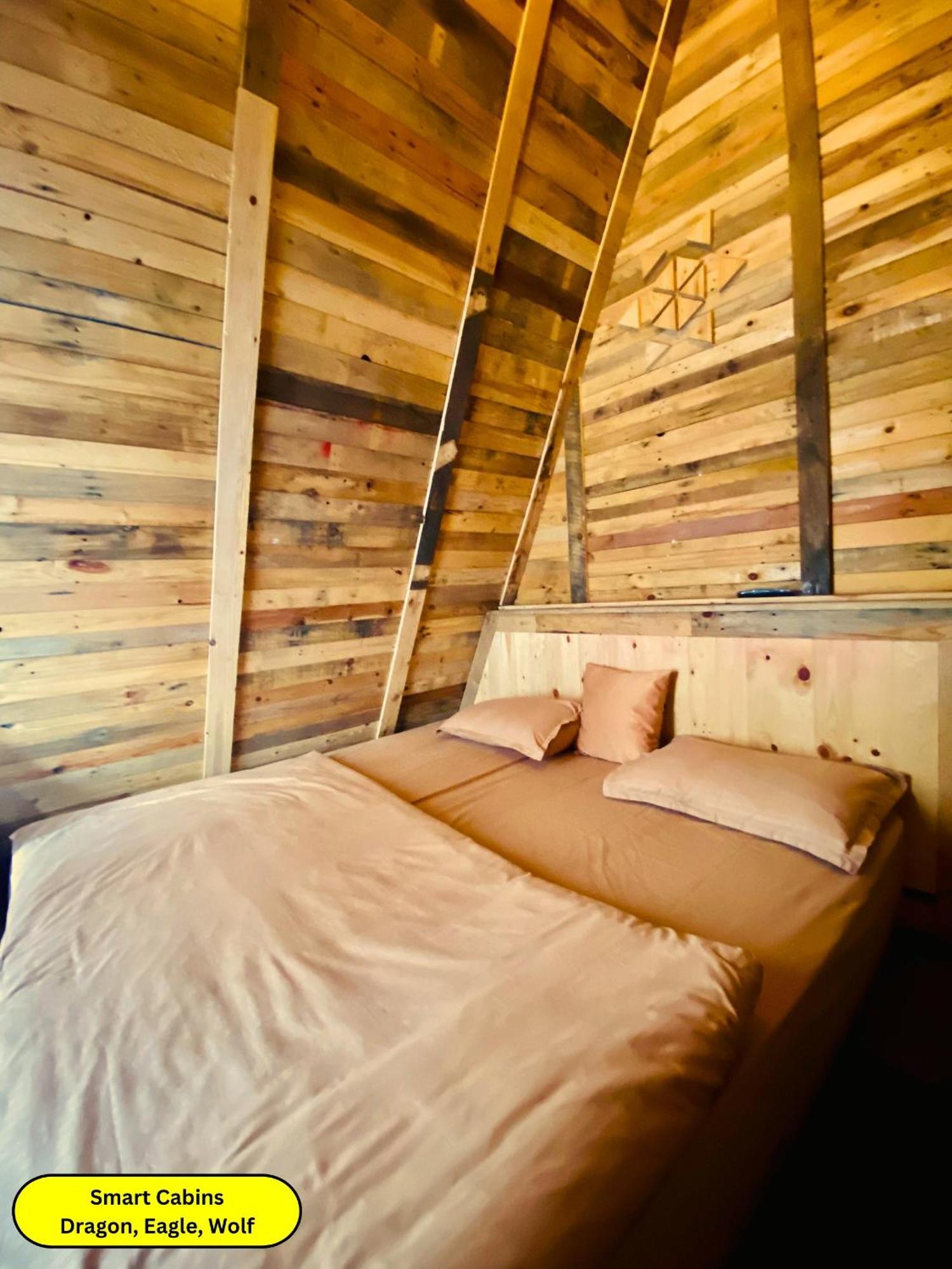 Hunters Wood Cabins 努沃勒埃利耶 外观 照片