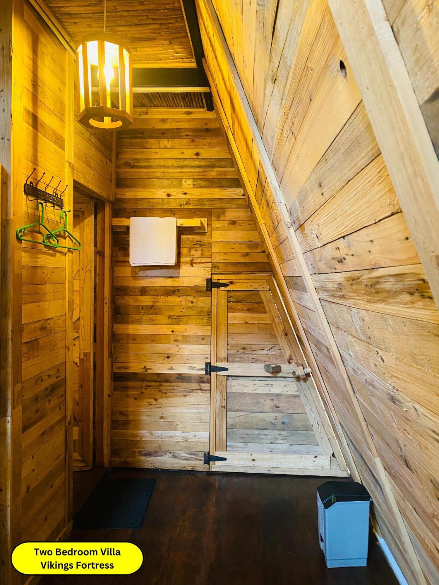 Hunters Wood Cabins 努沃勒埃利耶 外观 照片